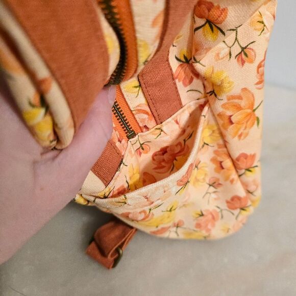 1 Canoe 2 Petaluma Backpack Peach Yellow Orange Floral Canvas NWT main image 6